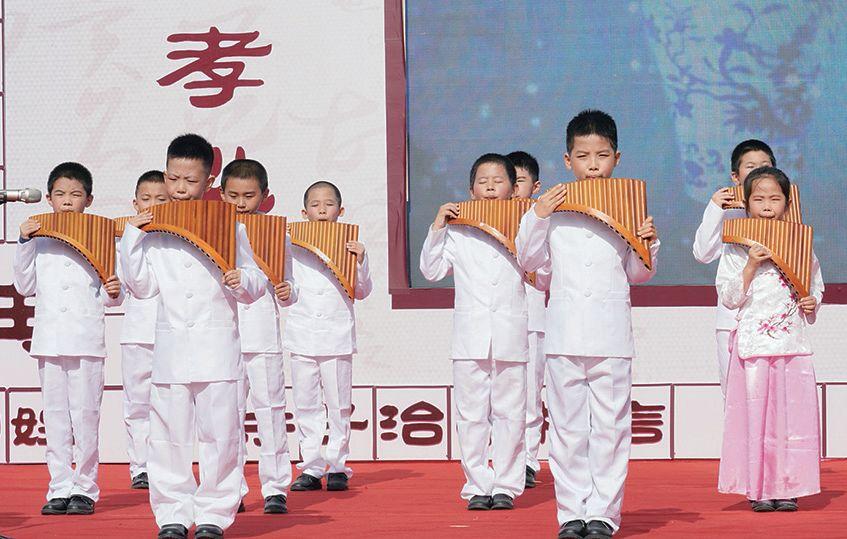 国学经典怎么形容_赞颂国学经典的句子_夸赞国学经典