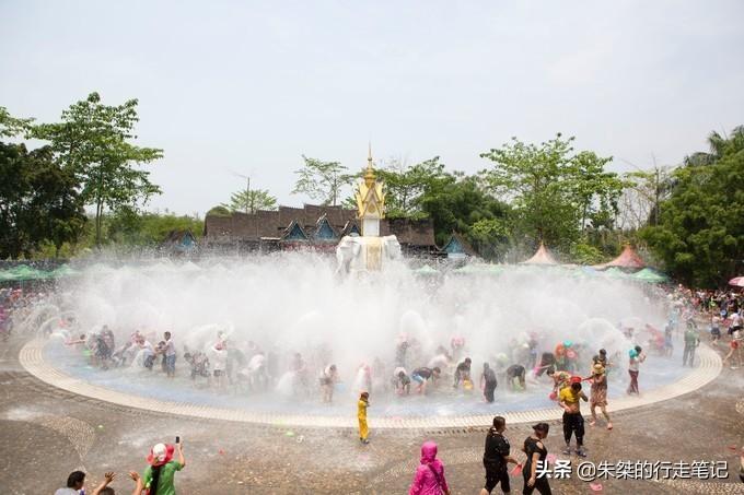 傣族传统节日怎么过_傣族族传统节日_傣族节日传统过节的风俗