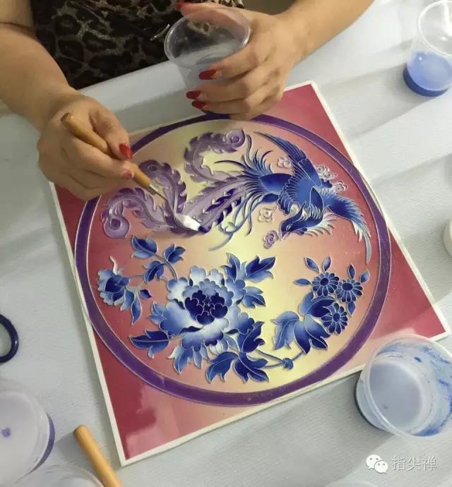 （蒙古记忆）掐丝珐琅画——中国手工艺者高超的工艺